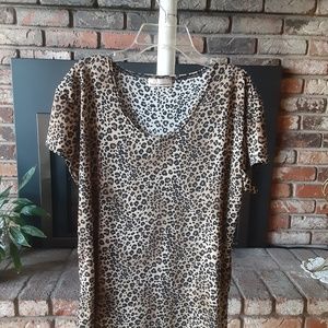 Womens S/S  Animal Print Knit Shirt
